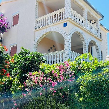 Apartmani Mate Rogoznica  Ngoại thất bức ảnh