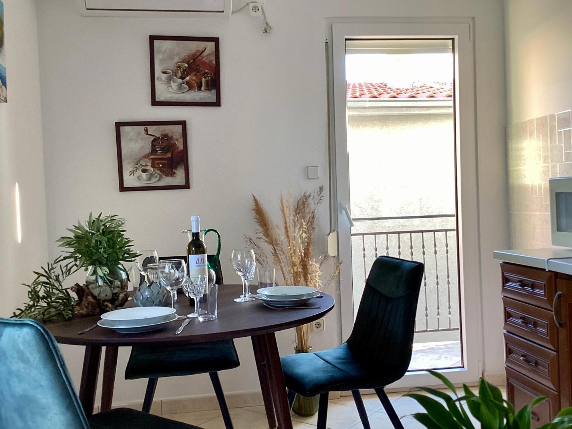 Apartmani Mate Rogoznica  Phòng bức ảnh